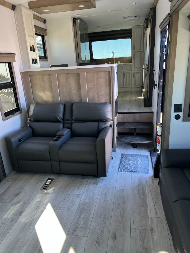 2026 Keystone Montana 3795FK - Image 16