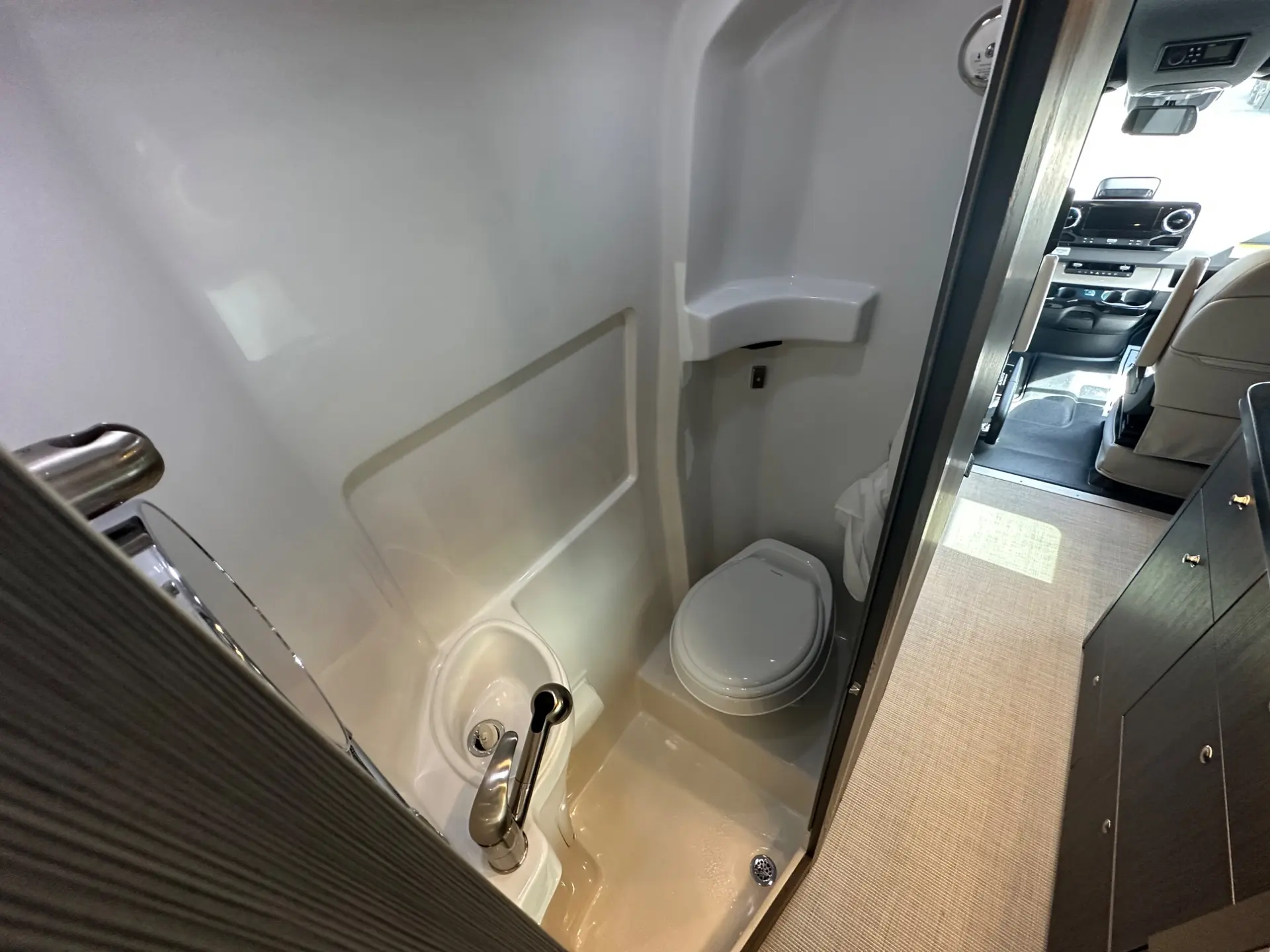 2026 Airstream Interstate 24GT - Image 36