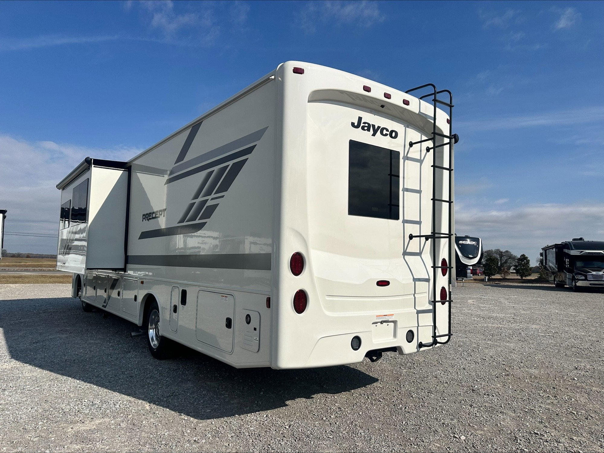 2026 JAYCO PRECEPT 34G - Image 4