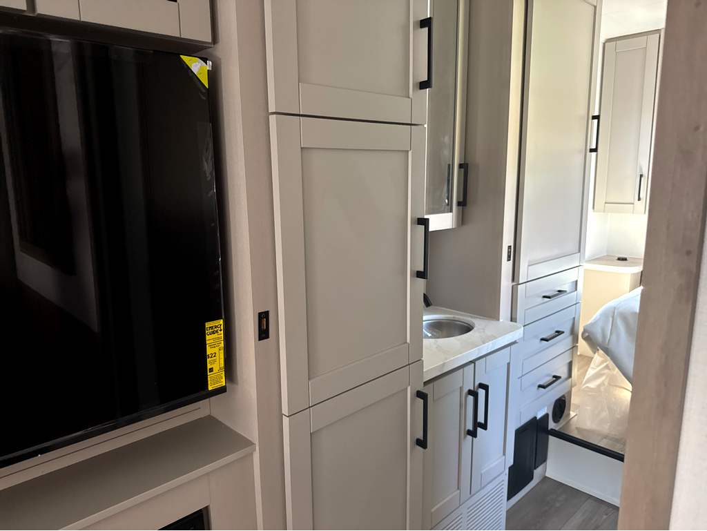 2027 ENTEGRA COACH ODYSSEY 30Z - Image 22