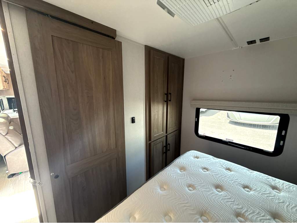 2025 FOREST RIVER FREEDOM EXPRESS 274RKS - Image 23