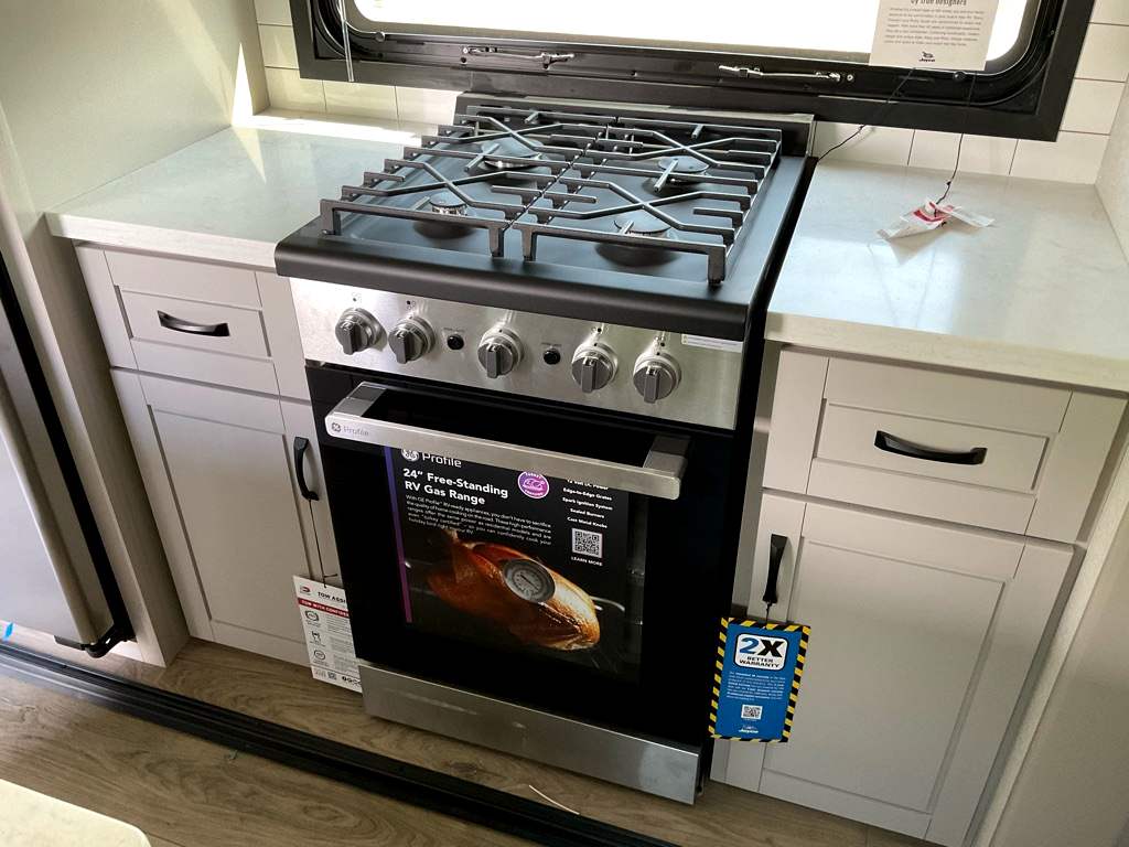 2026 JAYCO NORTH POINT 382 FLRB - Image 23