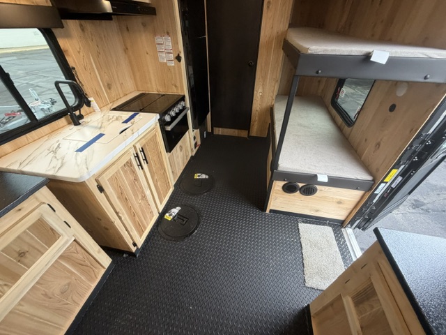 2027 CHEROKEE GREY WOLF 21JBH - Image 29