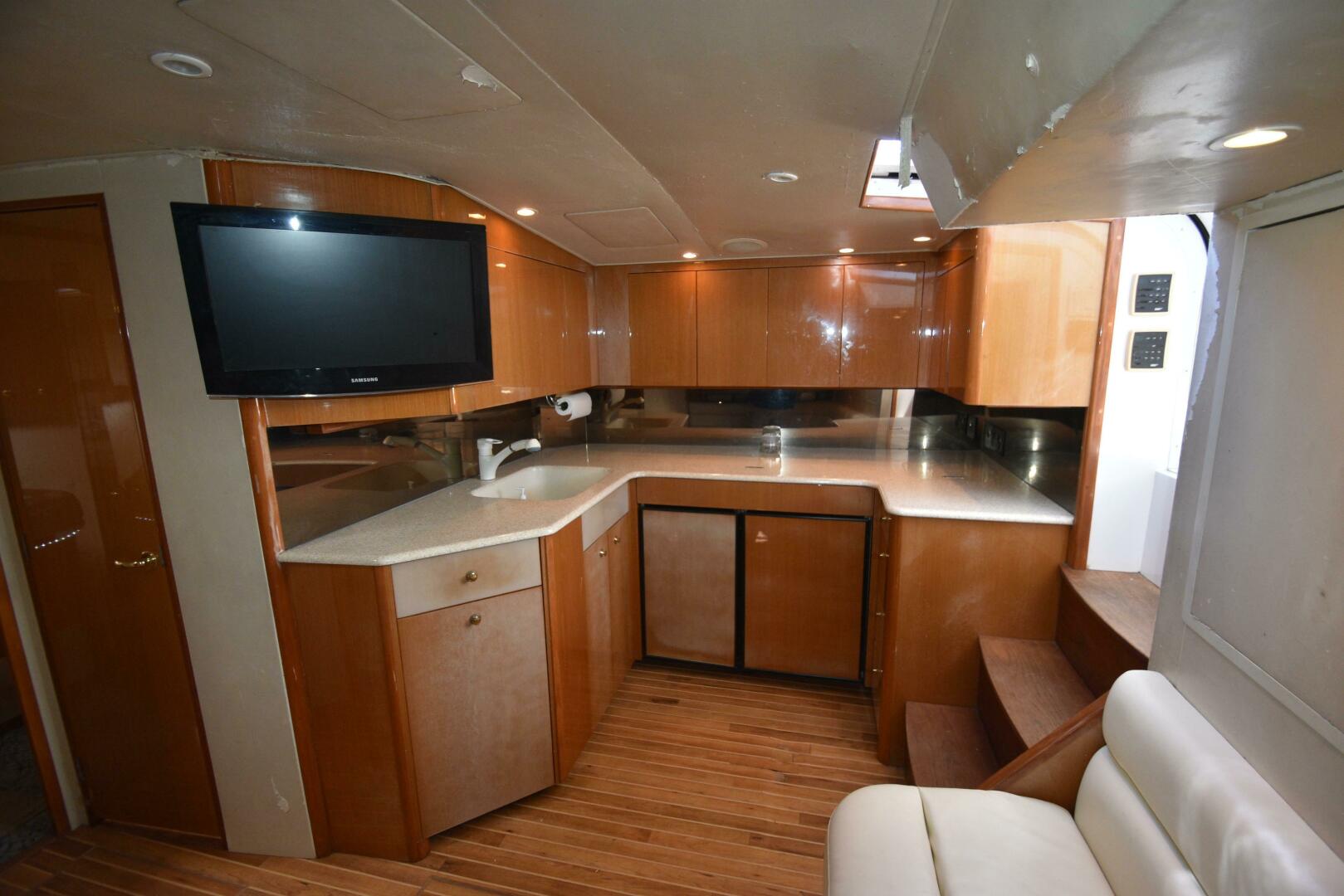2003 Viking 45 Express - Image 25