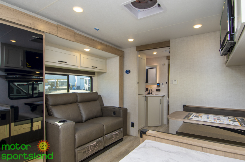 2026 Ember RV E-Series 24RLD - Image 19