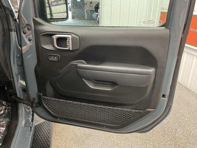2025 Jeep Wrangler 4xe Rubicon 4x4 - Image 24