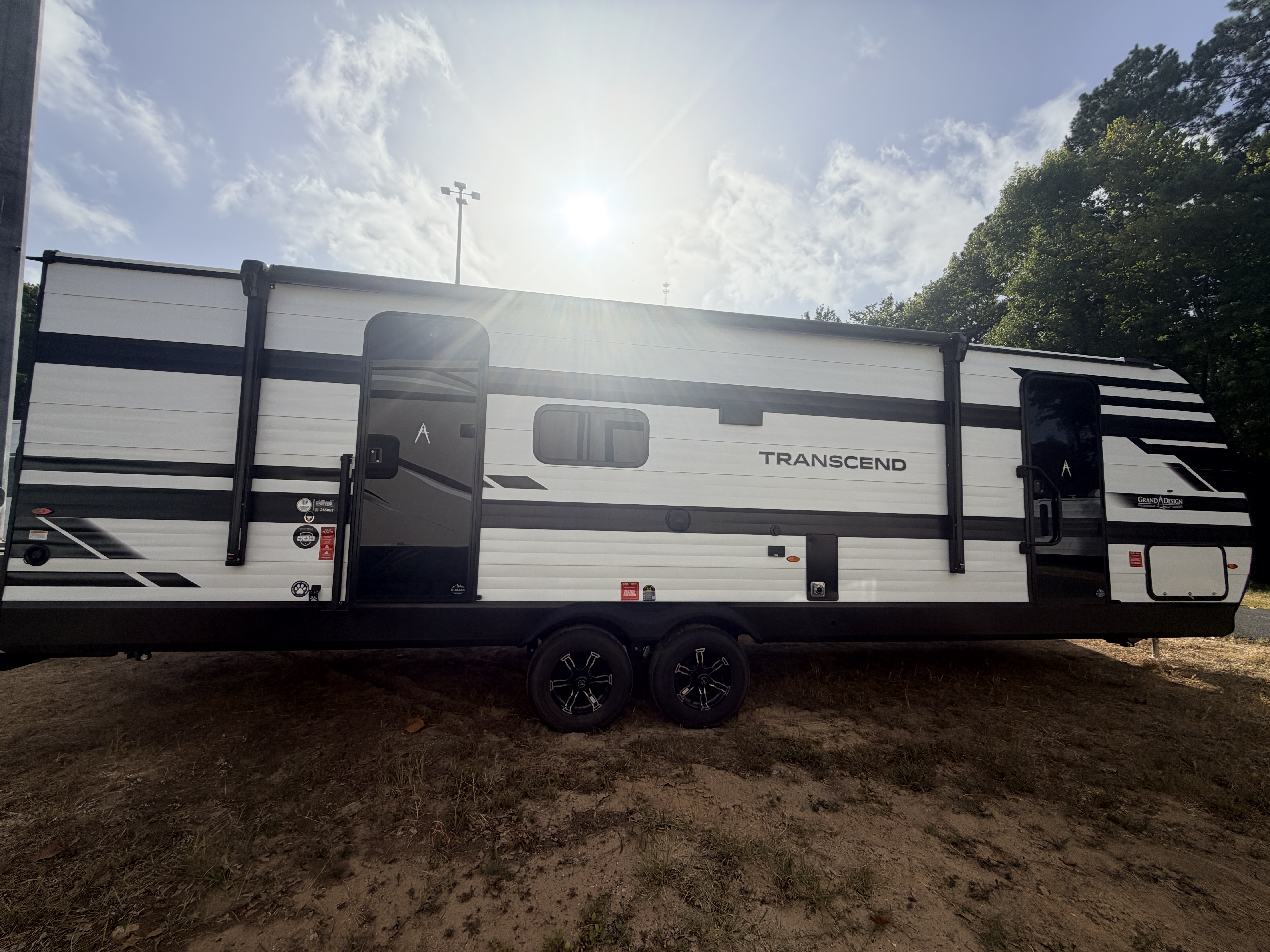 2027 Grand Design Transcend 265BHT - Image 7