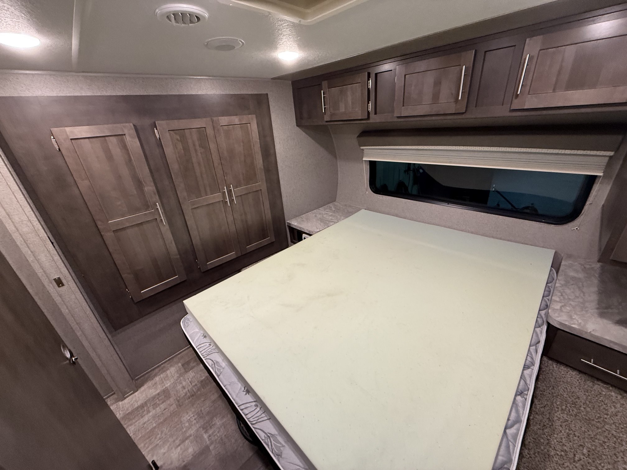 2021 ROCKWOOD MINI LITE 2512S - Image 14