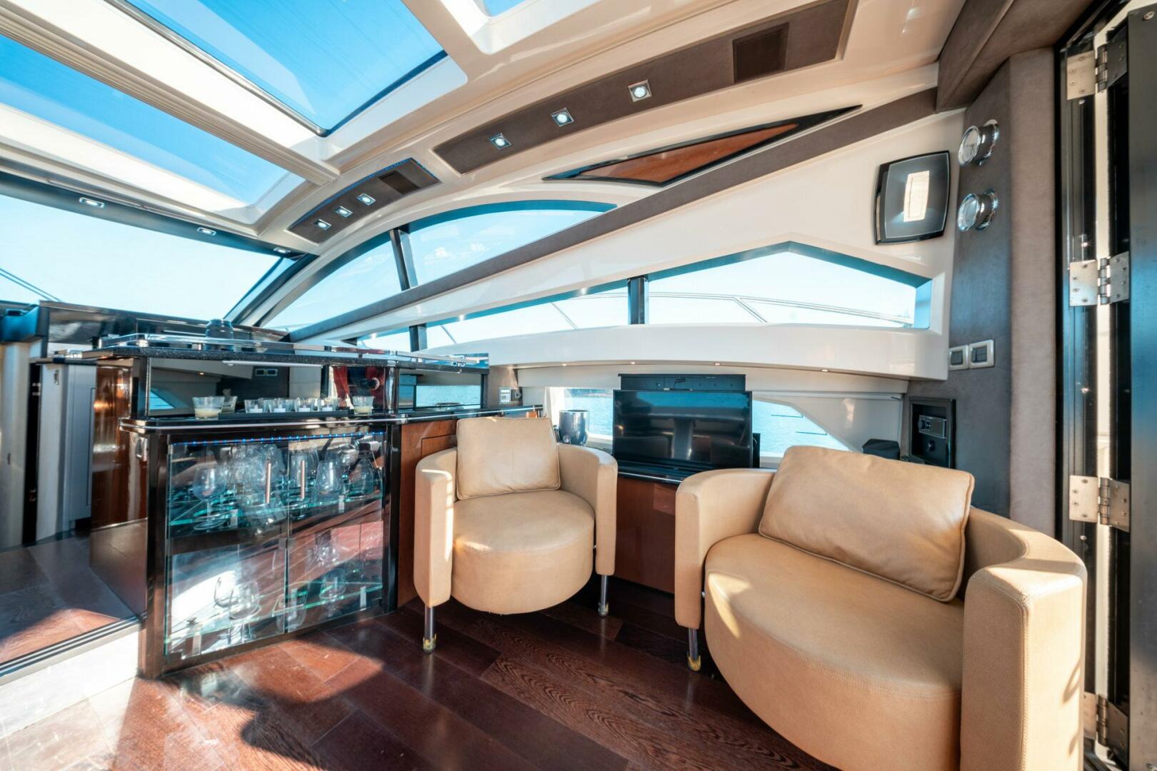 2009 Marquis - Image 34