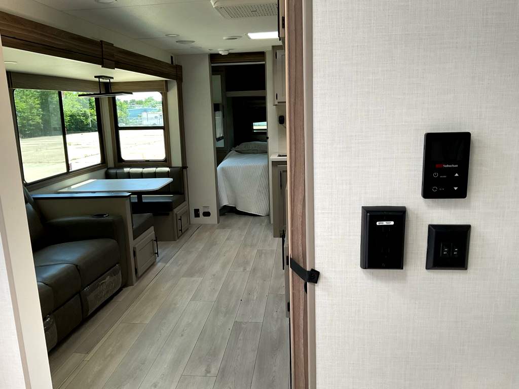 2027 KZ CONNECT C261RB - Image 14