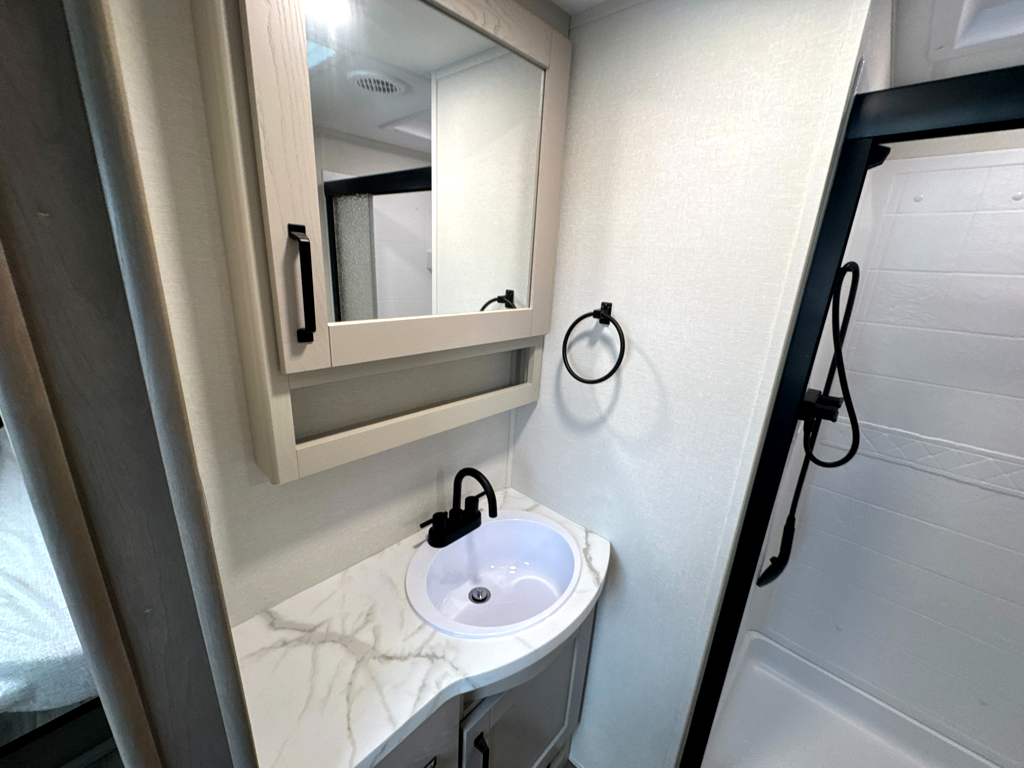 2027 GRAND DESIGN REFLECTION 260RD - Image 17