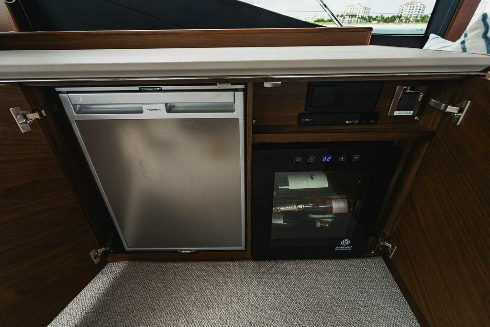 2022 Princess S66 - Image 62