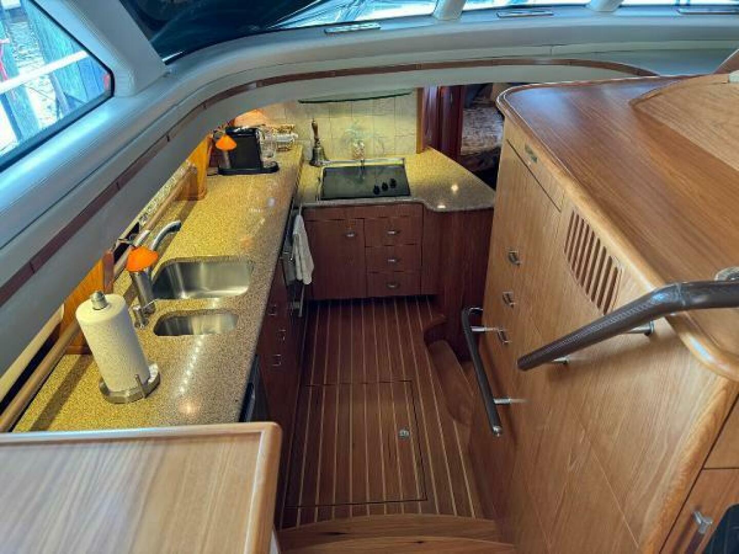 2010 Tiara Yachts 5800 Sovran - Image 46
