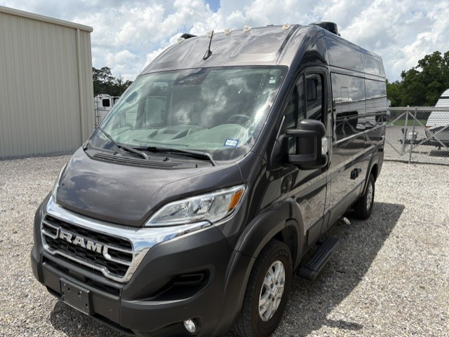 2025 JAYCO COMET 18C - Image 3
