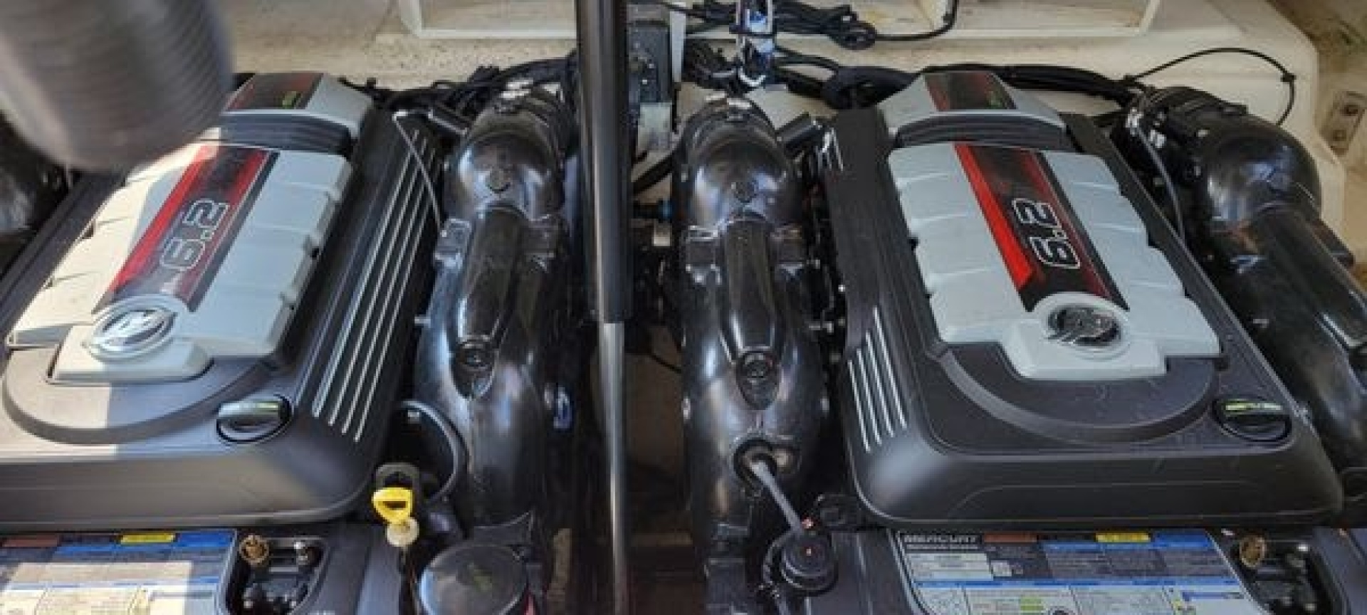 2017 Sea Ray 310 SLX - Image 14