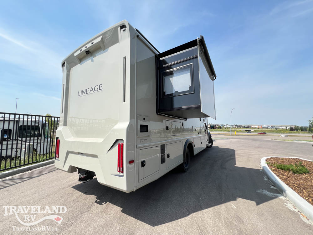 2027 Grand Design Lineage Series F 31ZW - Image 10
