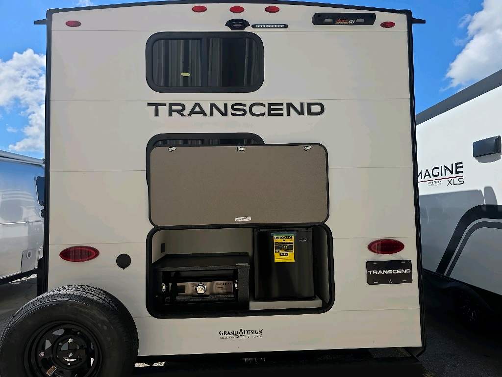 2027 GRAND DESIGN TRANSCEND 265BHT - Image 6
