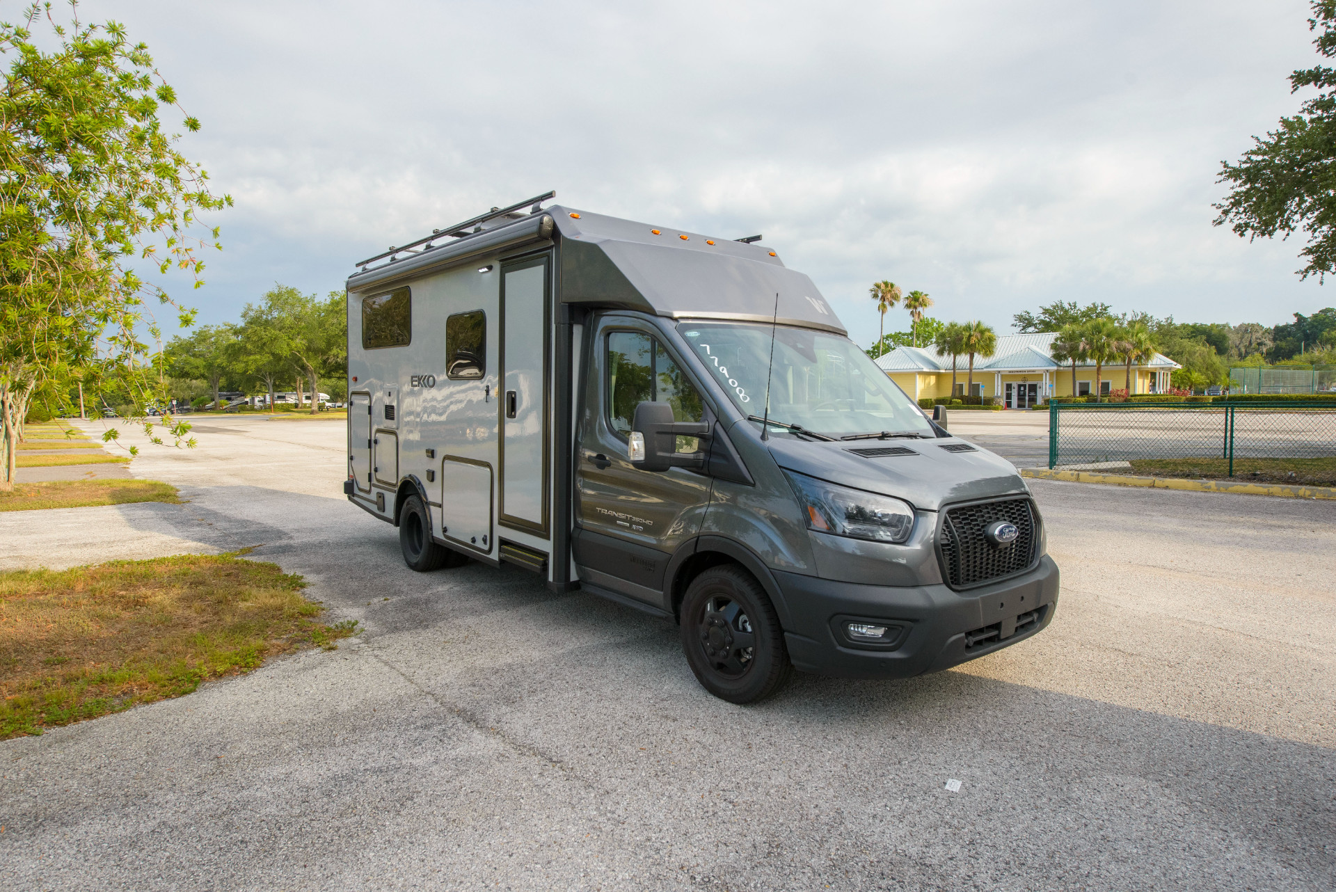 2025 Winnebago EKKO