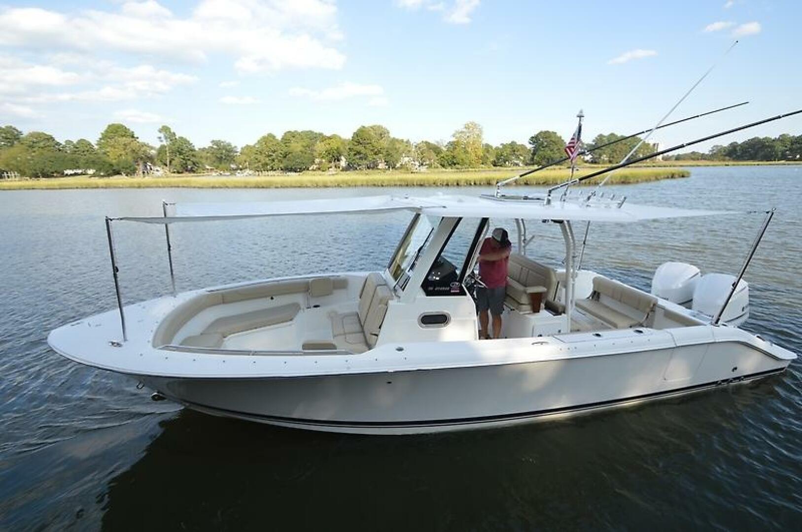 2019 PURSUIT S 288 Sport Base - Image 12