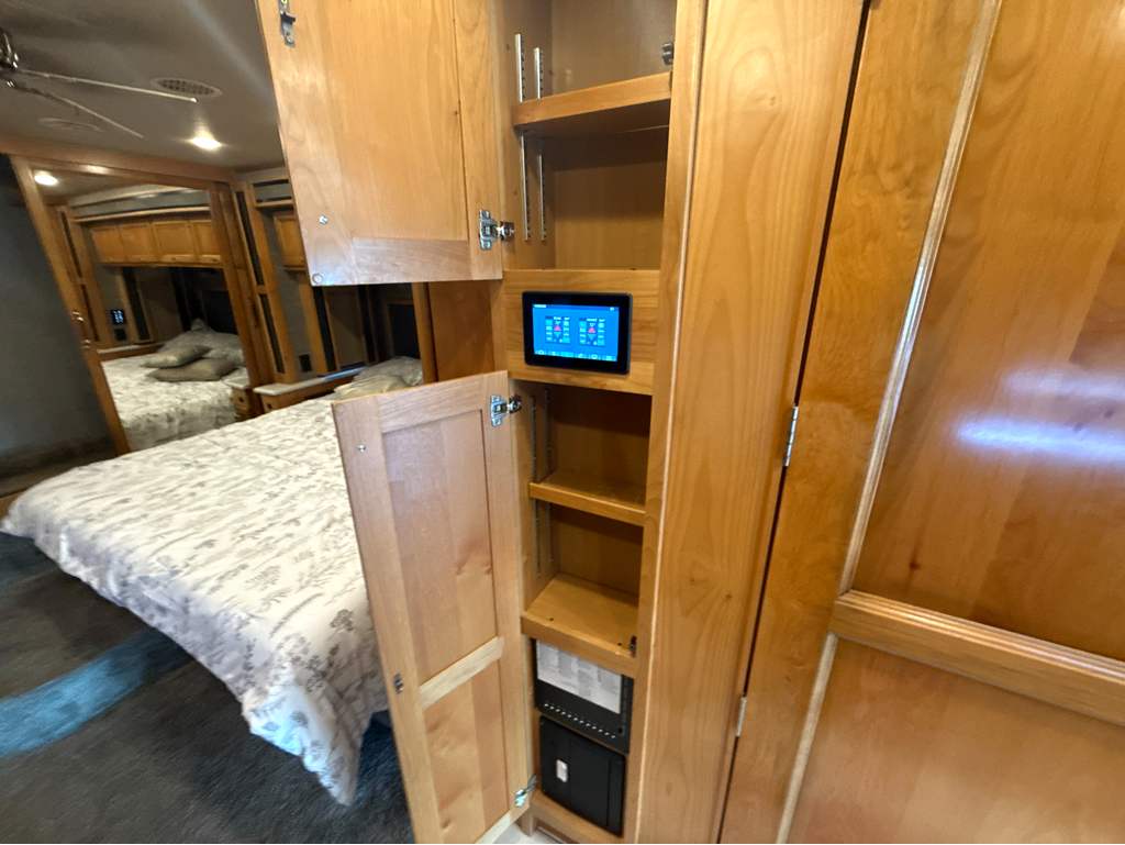 2021 TIFFIN ALLEGRO RED 33 AA - Image 24