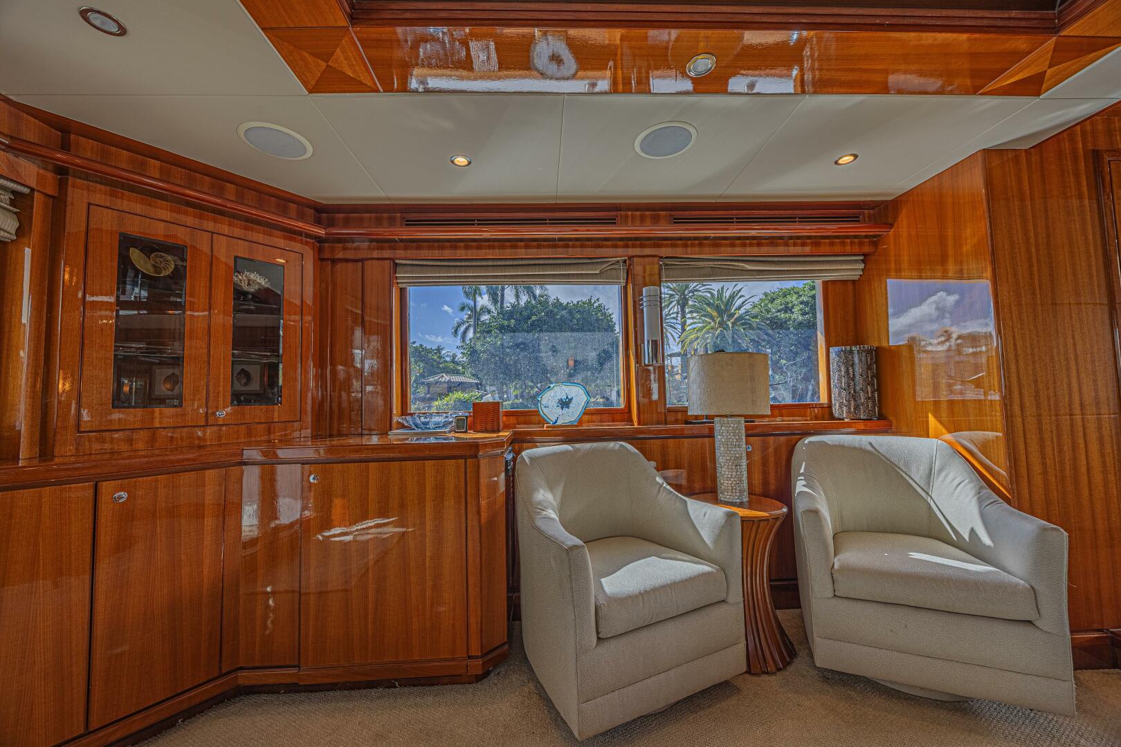 2010 Ocean Alexander 74 Motoryacht - Image 29