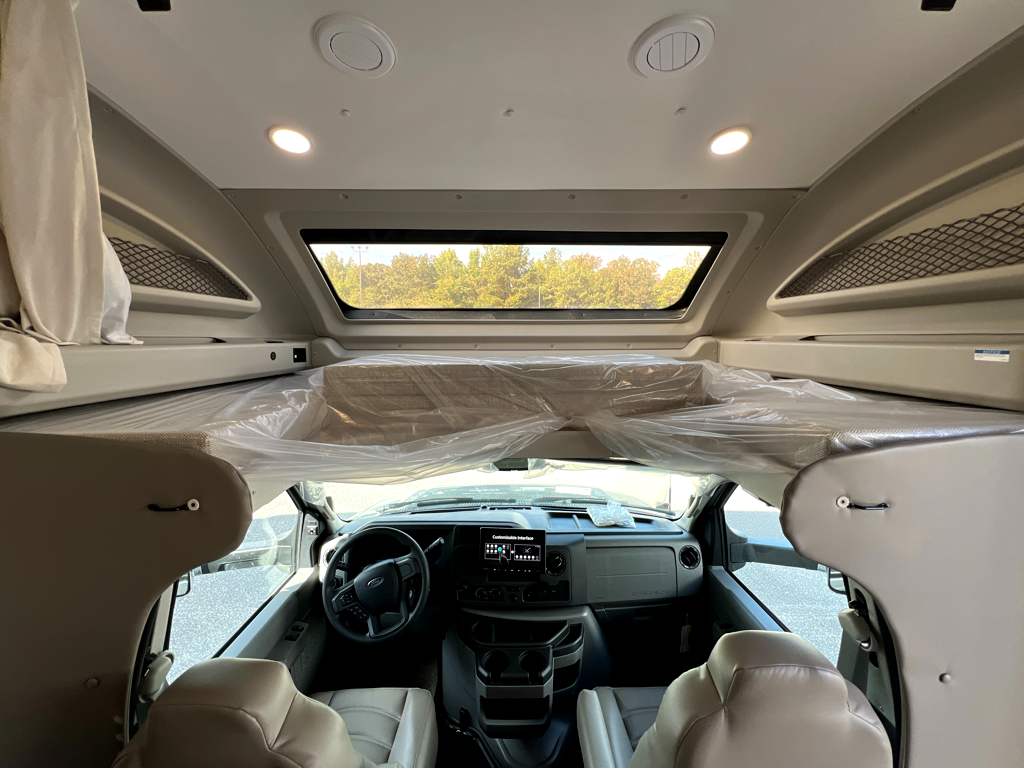 2027 ENTEGRA COACH ODYSSEY 30Z - Image 25