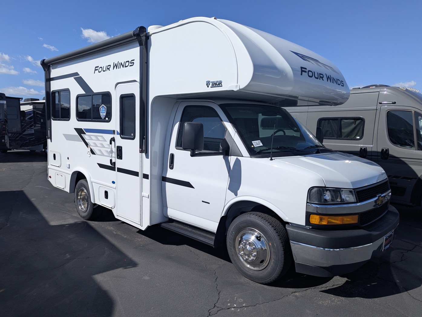 2027 Thor Motor Coach Four Winds 19Z - Image 1