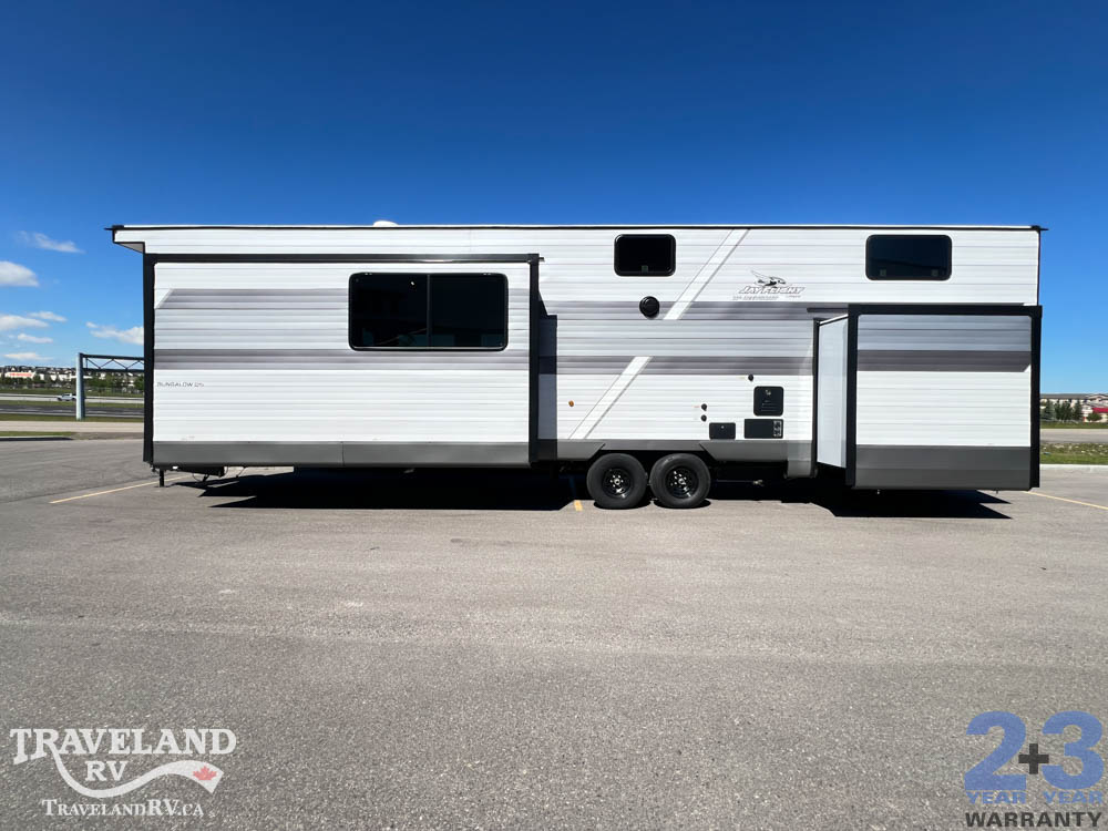 2027 Jayco Jay Flight Bungalow 404LOFT - Image 7
