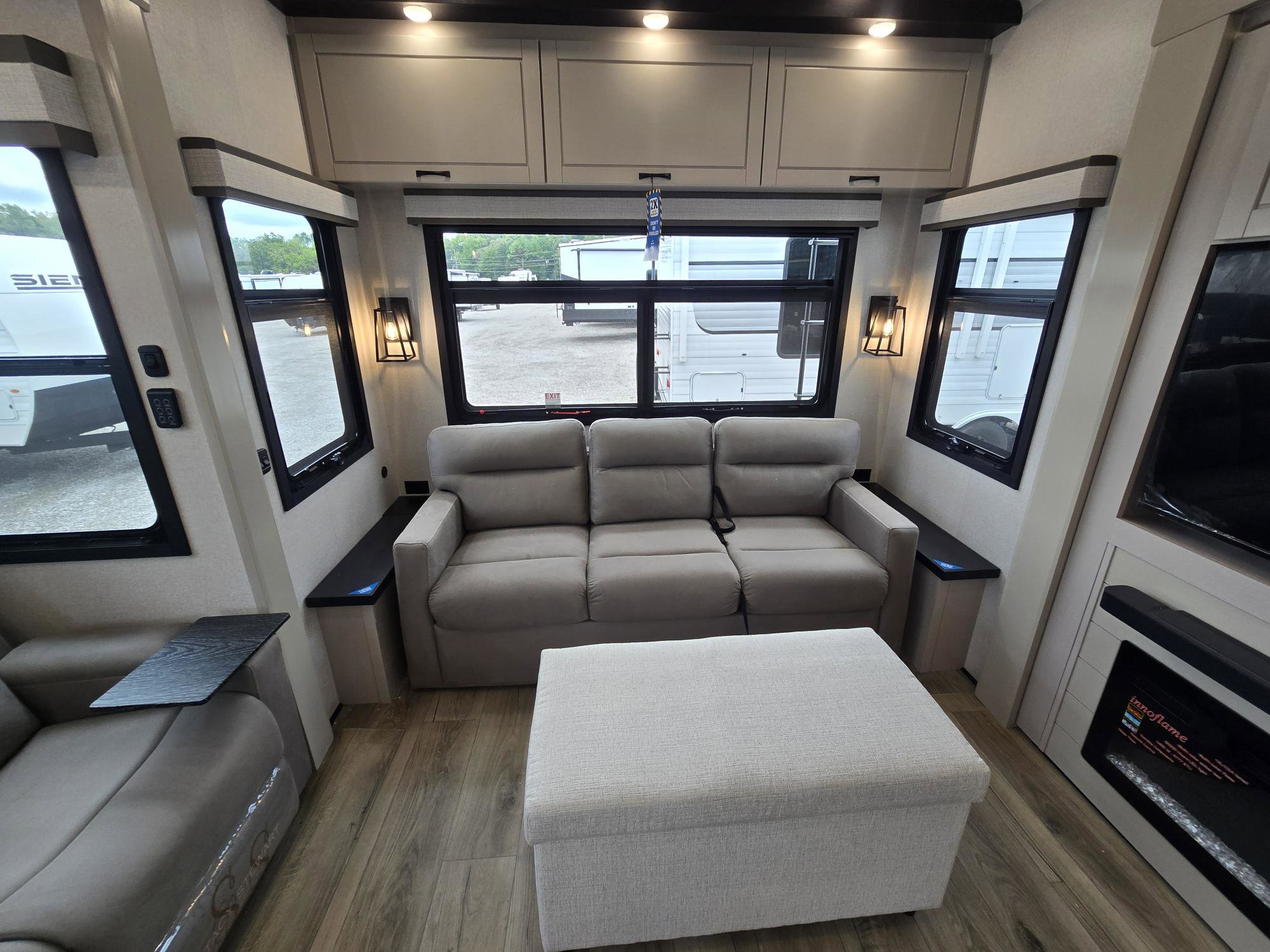 2026 JAYCO NORTH POINT 310RLTS - Image 16