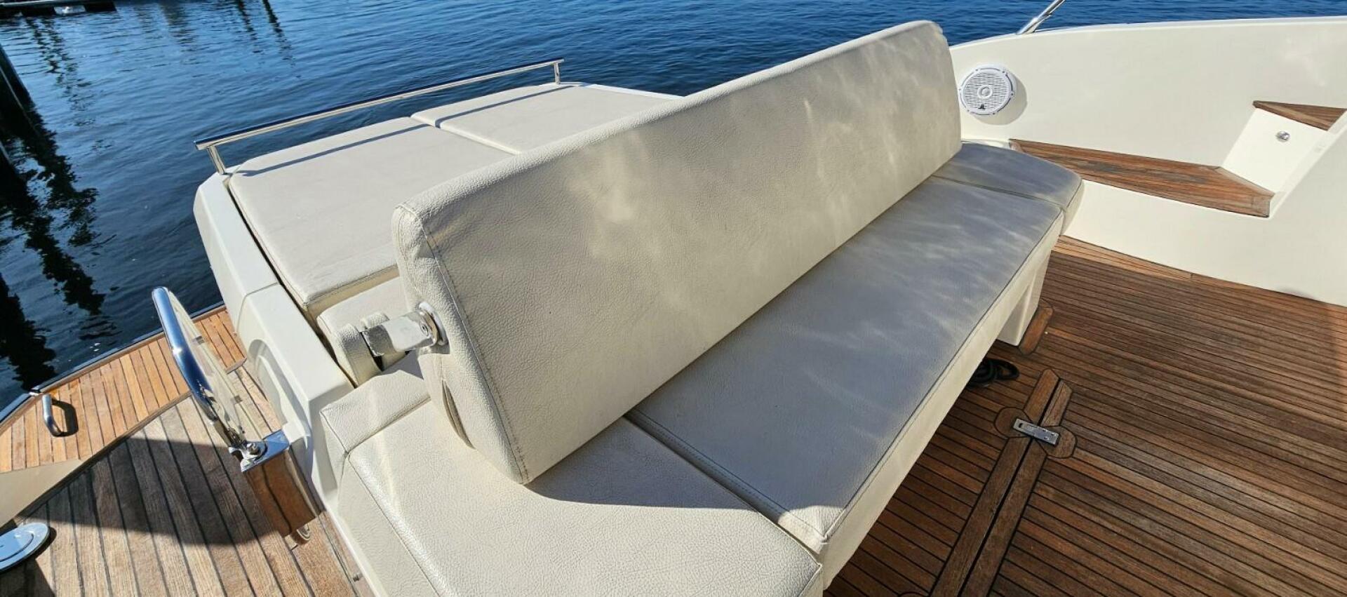 2015 Azimut Atlantis 50 - Image 9