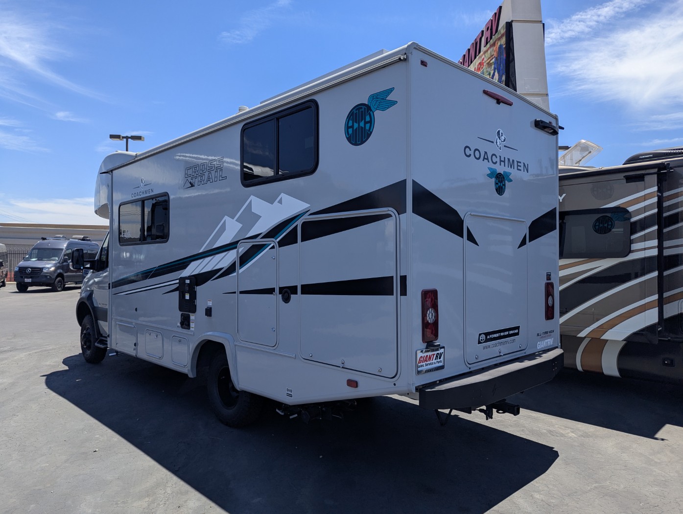 2026 Coachmen Cross Trail EV 26TB - ATH Edition - Image 9