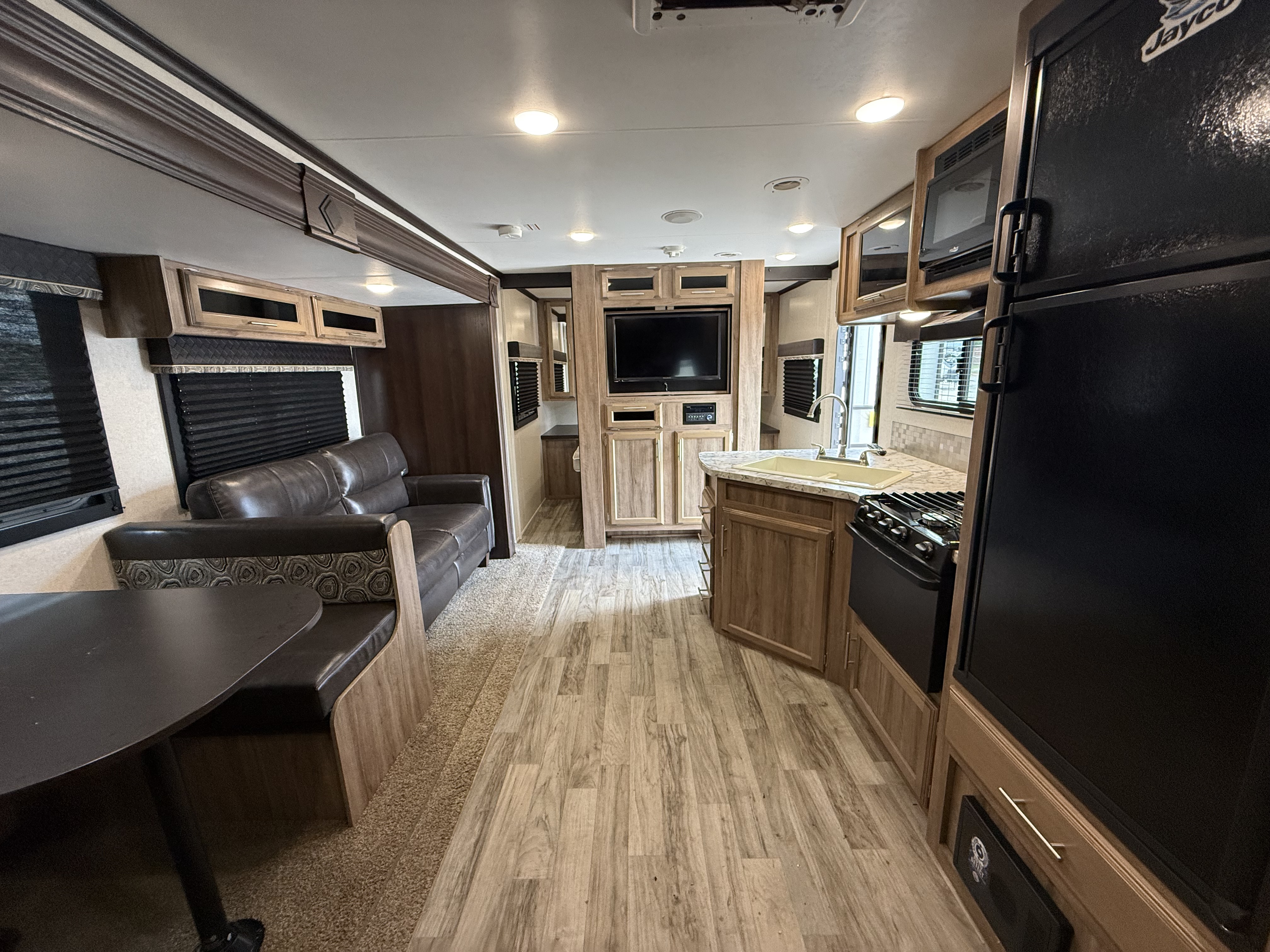 2018 Jayco Jay Feather 25BH - Image 11