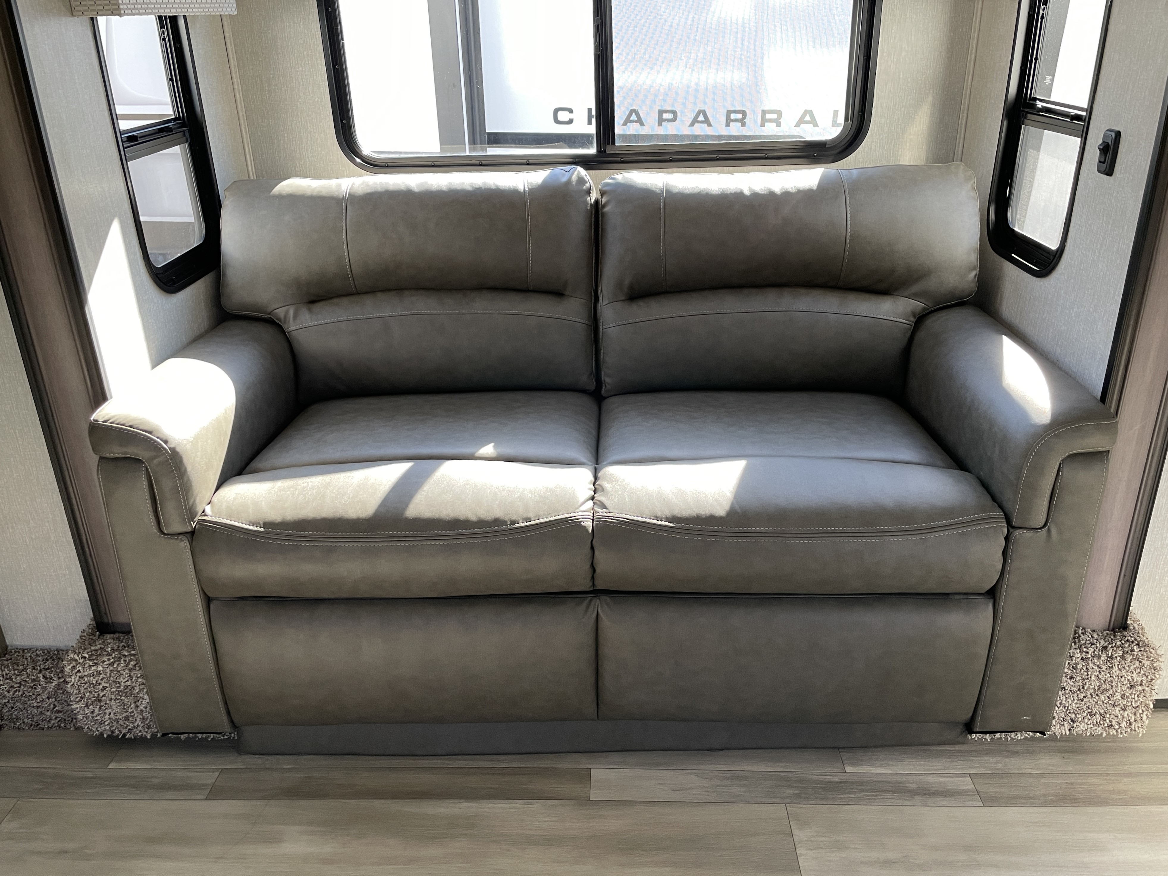 2022 Coachmen Chaparral 334FL - Image 11