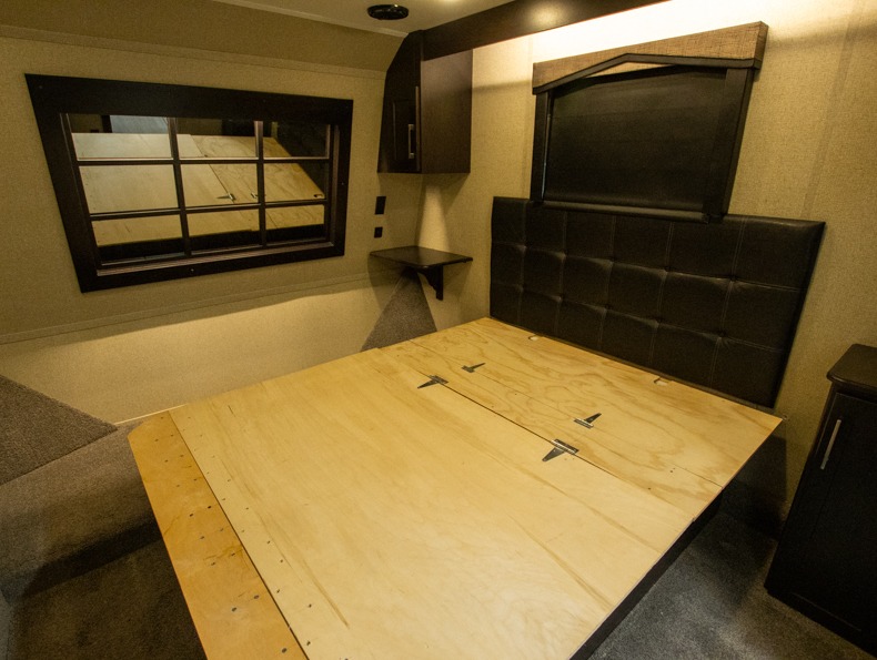 2018 Keystone Raptor 362TS - Image 27