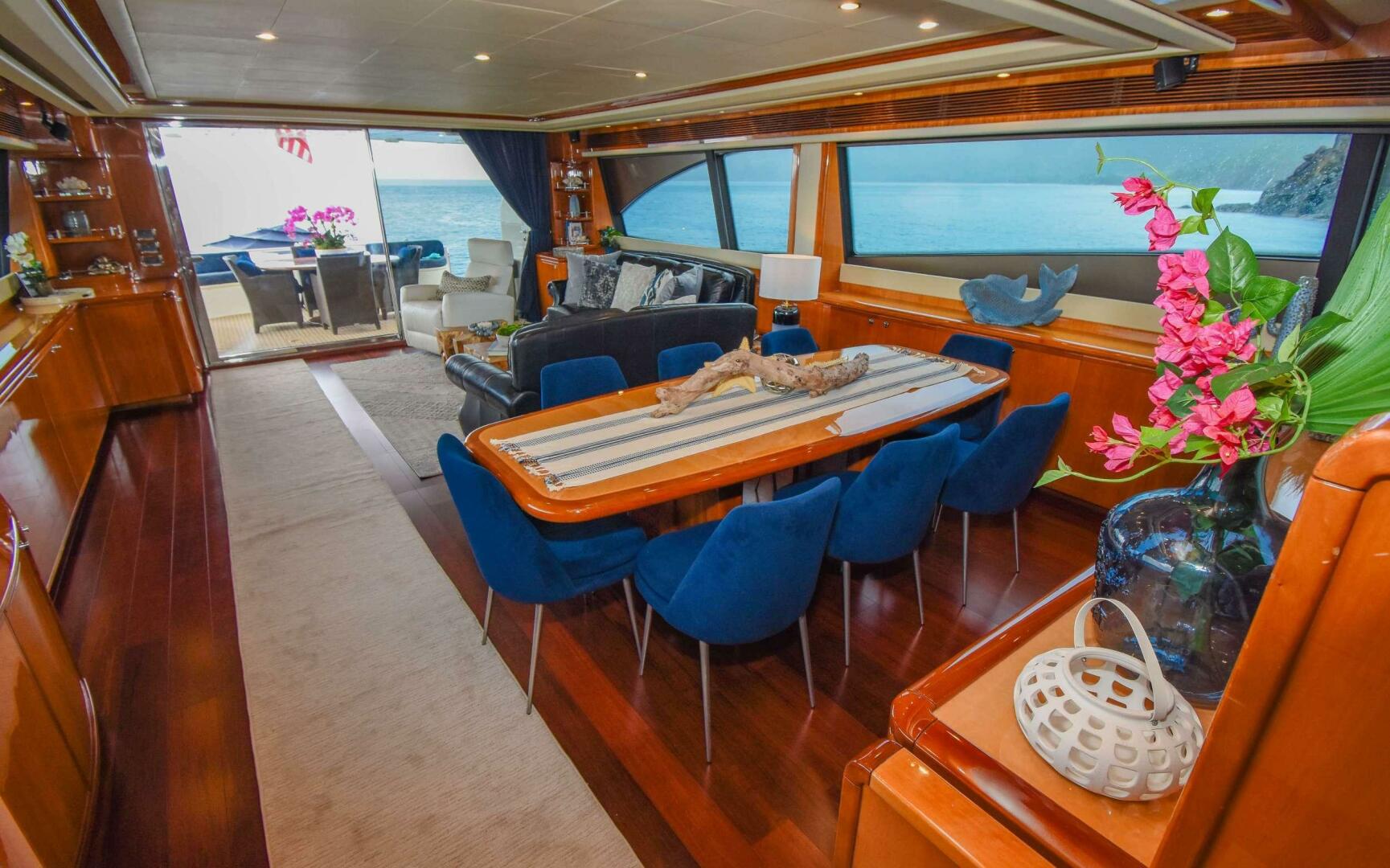 2006 Ferretti Yachts 881 - Image 7