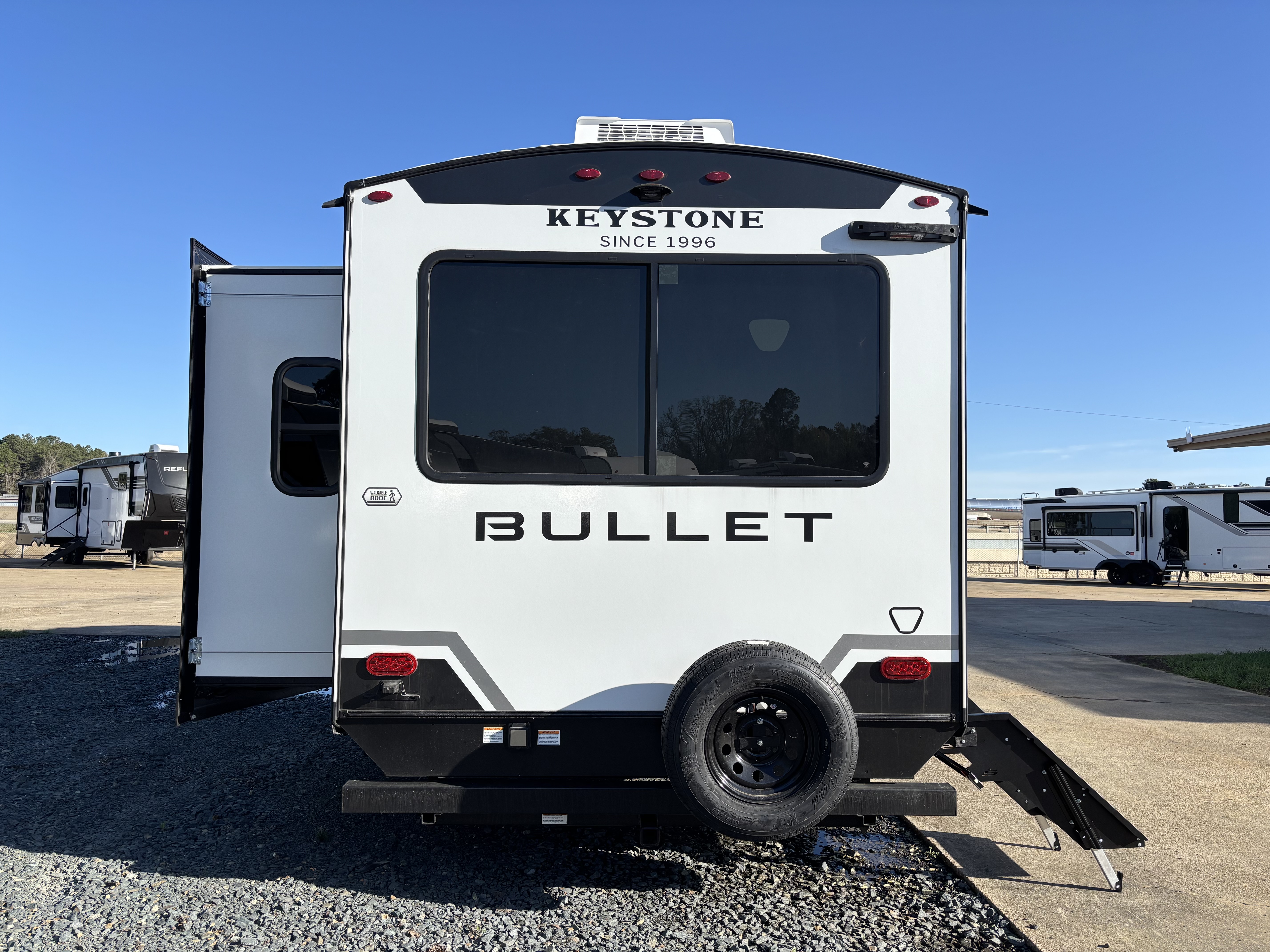 2026 Keystone Bullet Premium 265FKS - Image 8