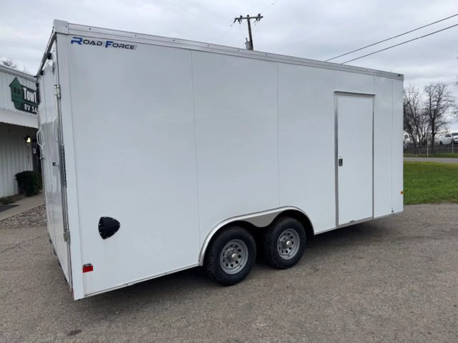 2026 AMERICAN CARGO GROUP WELLS CARGO ROAD FORCE RFV8518T3 - Image 4