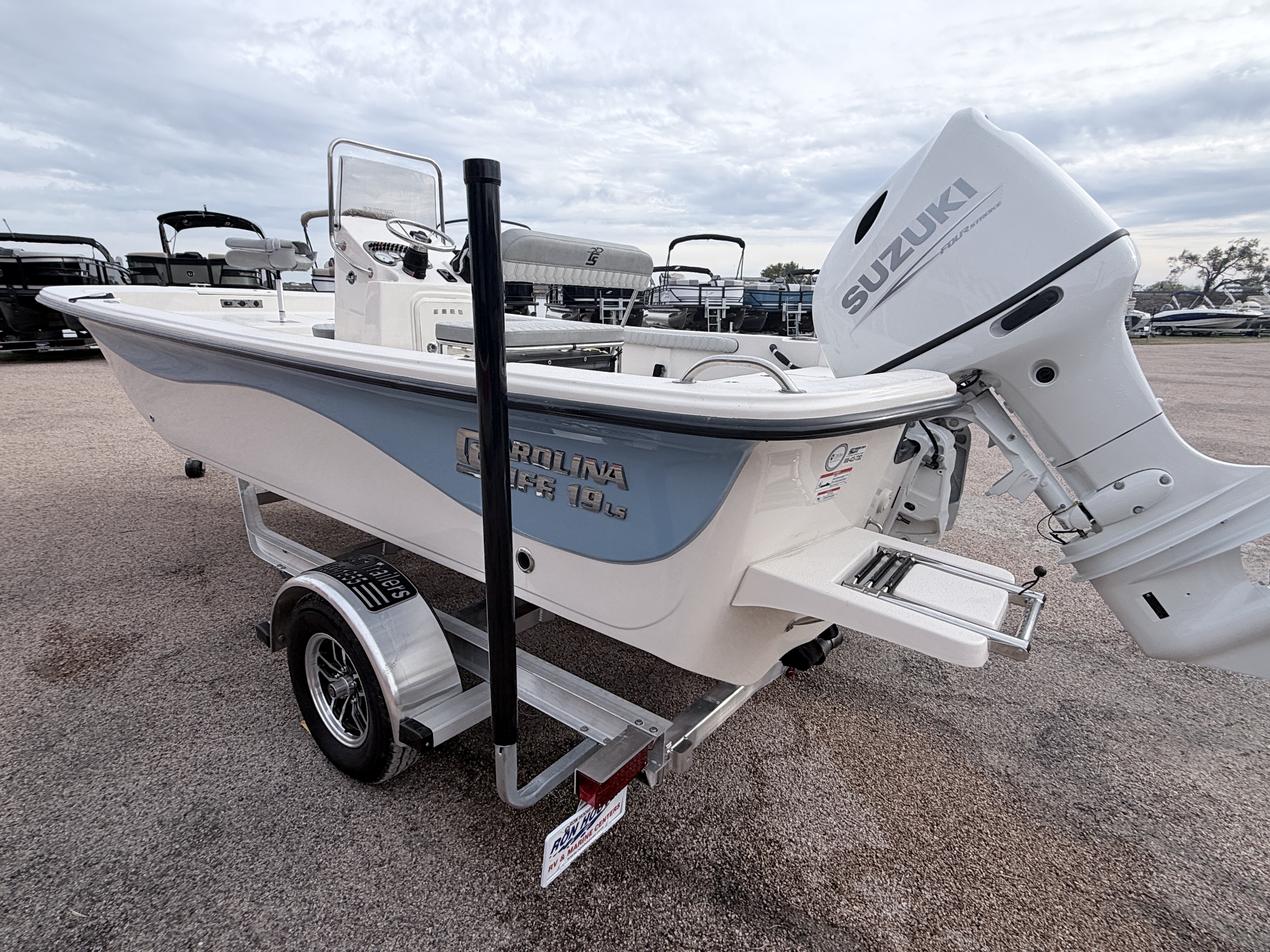 2026 CAROLINA SKIFF 2026 19 LS - Image 1
