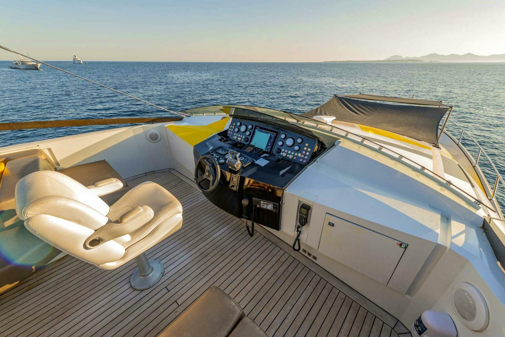 2007 Peri Yachts Peri 29 - Image 13