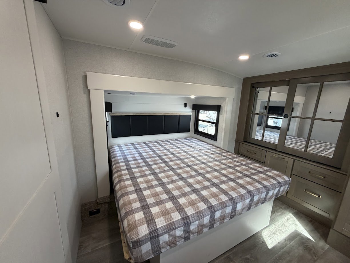 2026 JAYCO EAGLE 335LSTS - Image 47