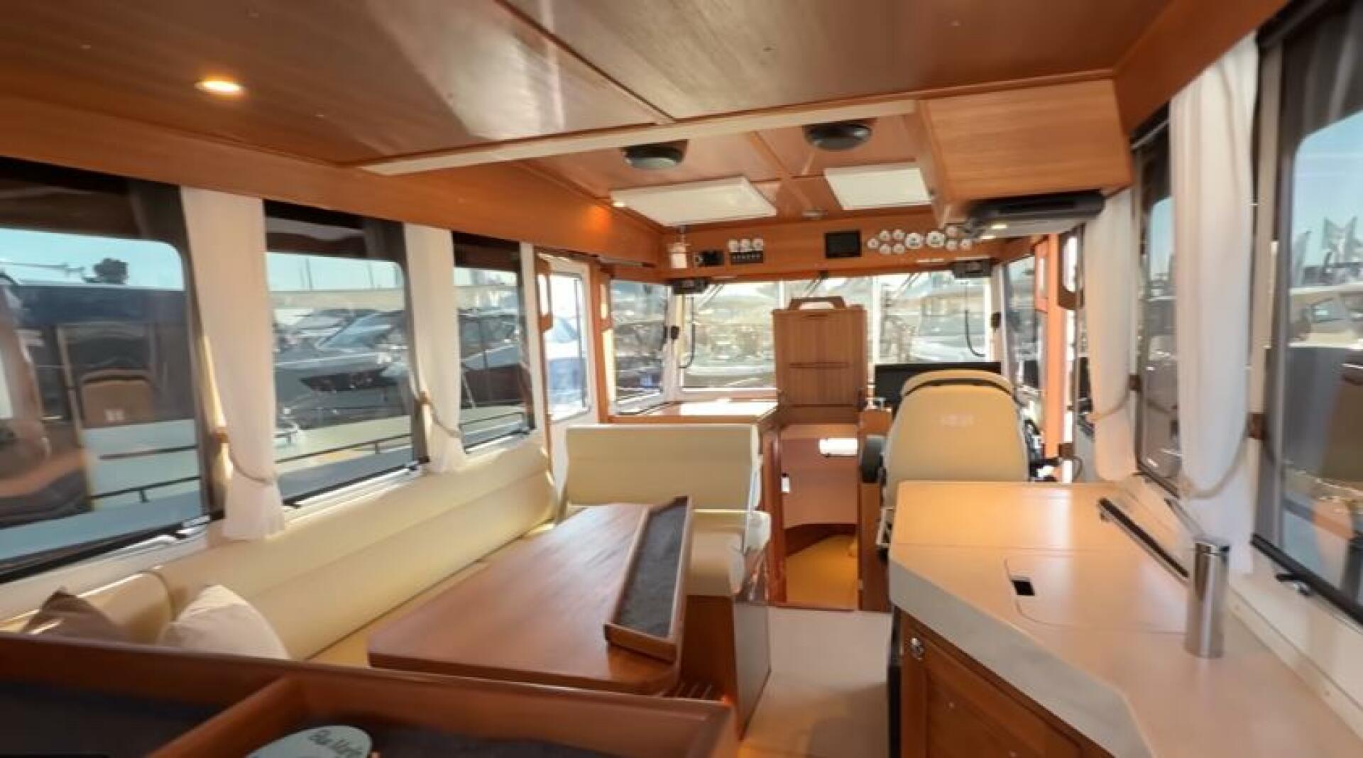 2025 Targa 37 Flybridge - Image 32