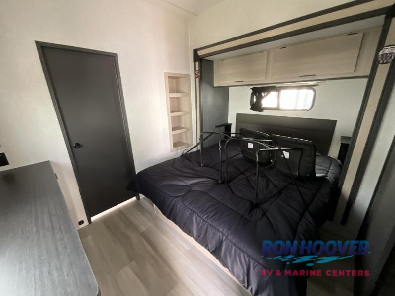 2026 FOREST RIVER 37GALLEY - Image 18