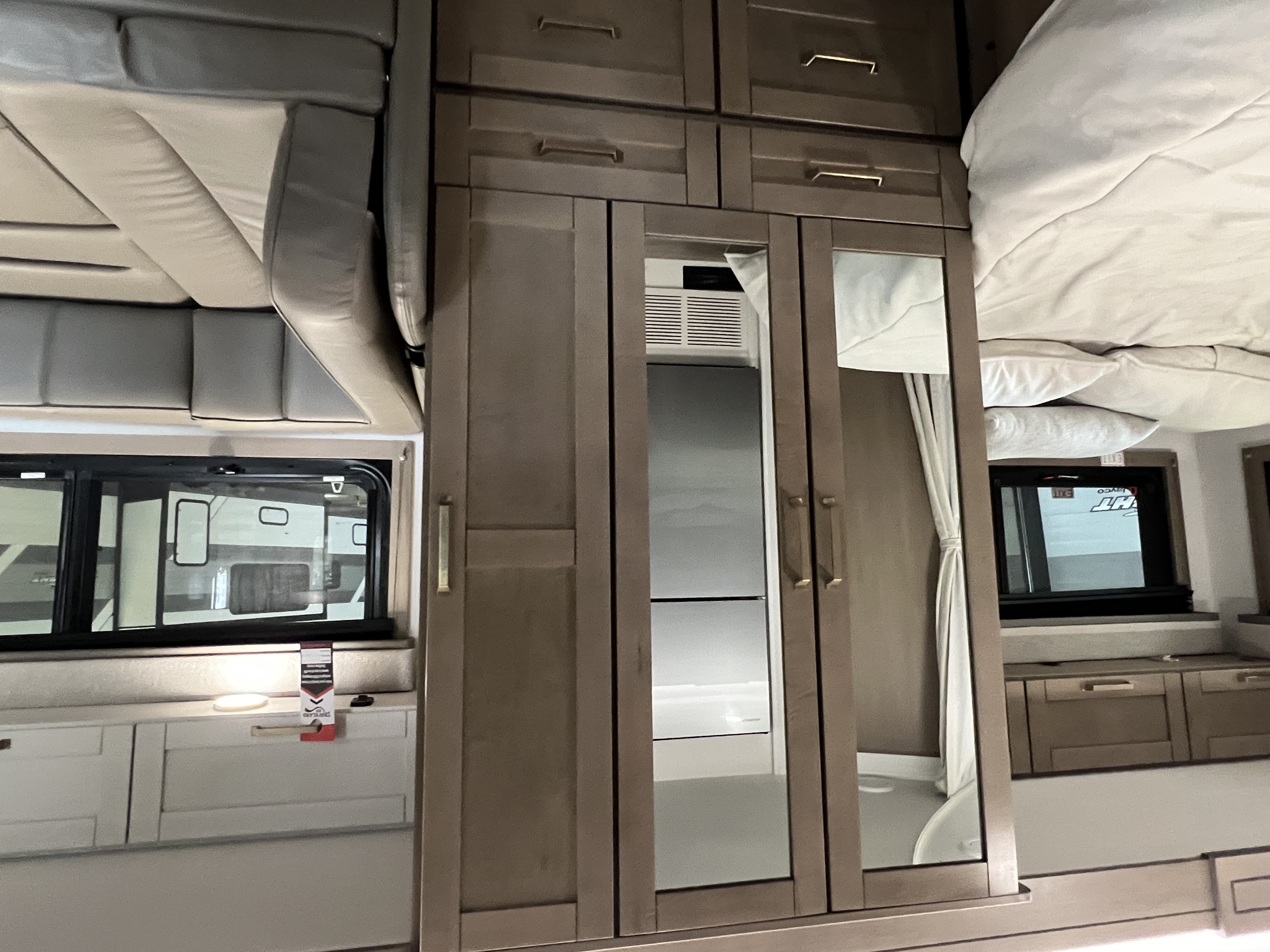 2027 Jayco Redhawk 24B - Image 19