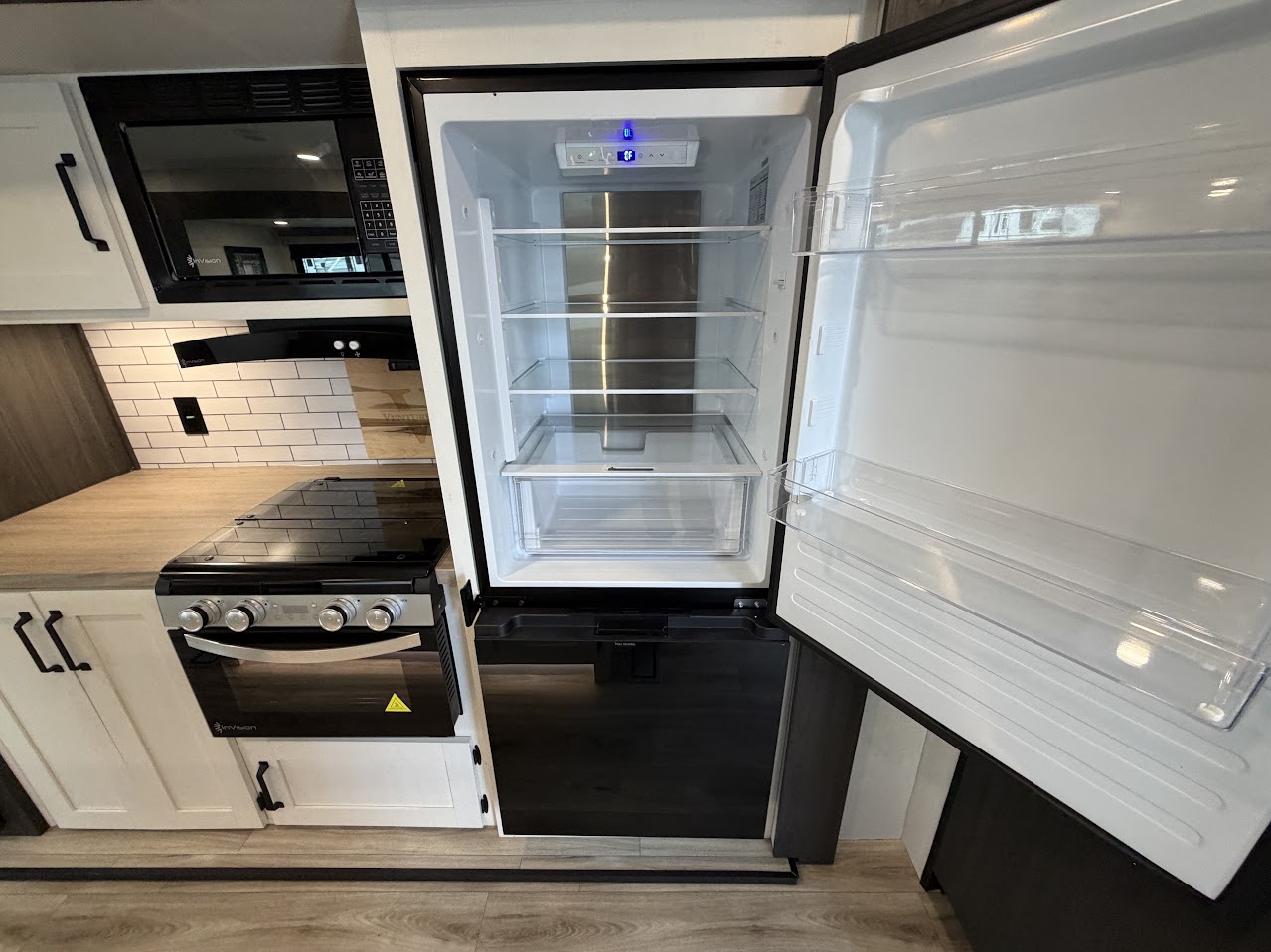 2027 VENTURE RV SIENNA 293VIK - Image 35