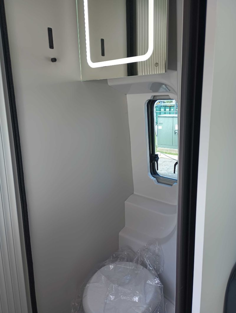 2026 Grand Design Lineage Series VT LVT2 - Image 14