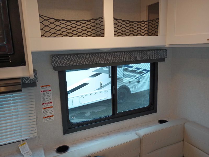 2026 Thor Motor Coach Four Winds Espec 19Z - Image 17