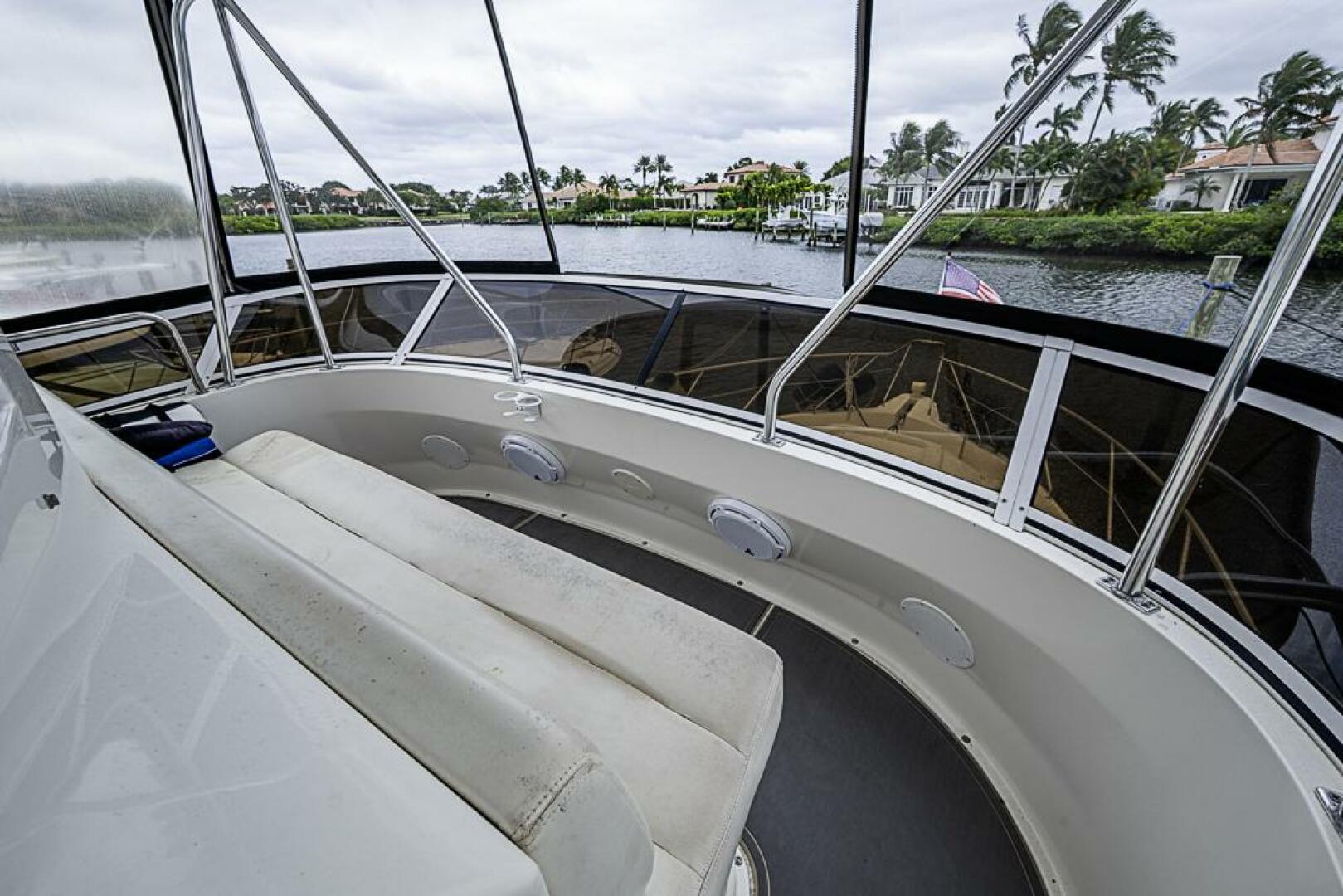 2000 Silverton 442 Cockpit Motoryacht - Image 10