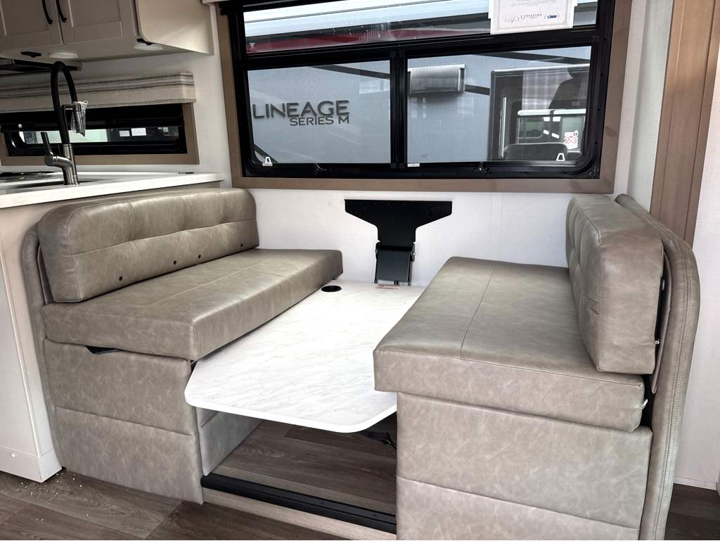 2027 ENTEGRA COACH ESTEEM XL 32U - Image 11