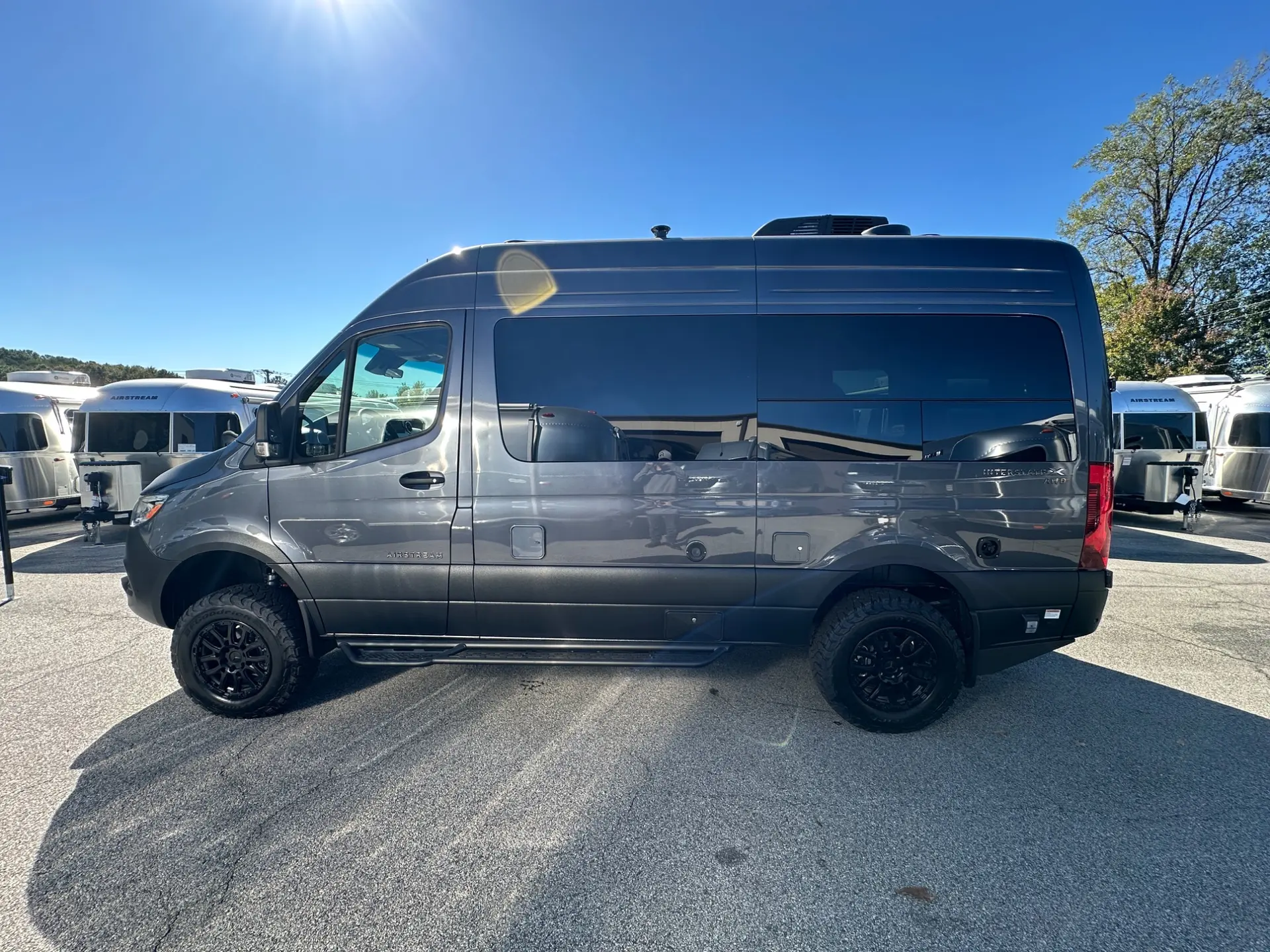 2027 Airstream Interstate 19GTX - Image 7