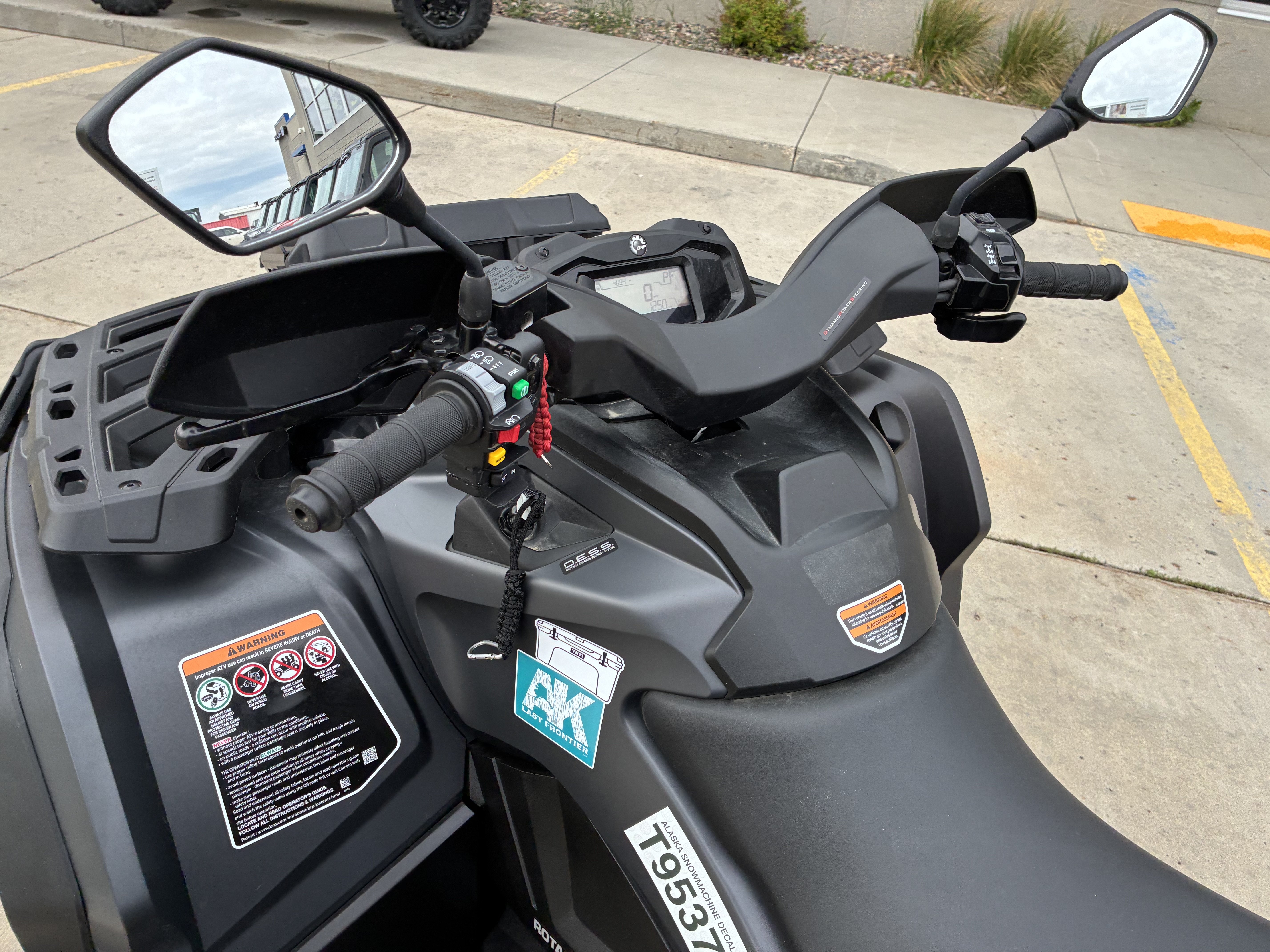 2021 Can-Am Outlander™ MAX XT 850 - Image 13